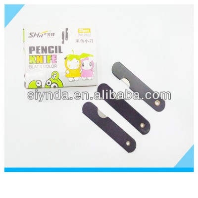 Plastic Handle Paper Cutting Knife