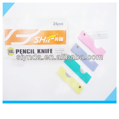 Plastic Handle Knife For Cutting